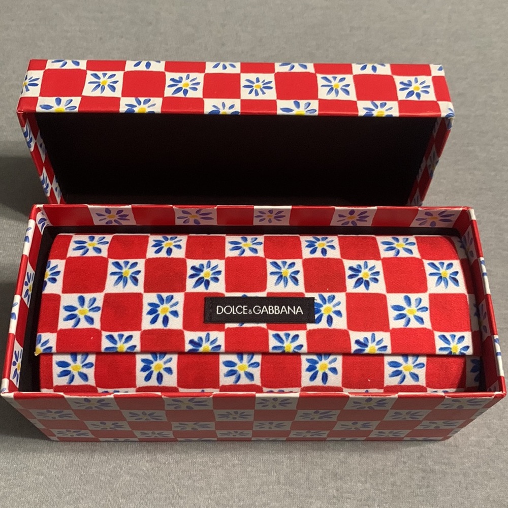 New Dolce & Gabbana glasses case